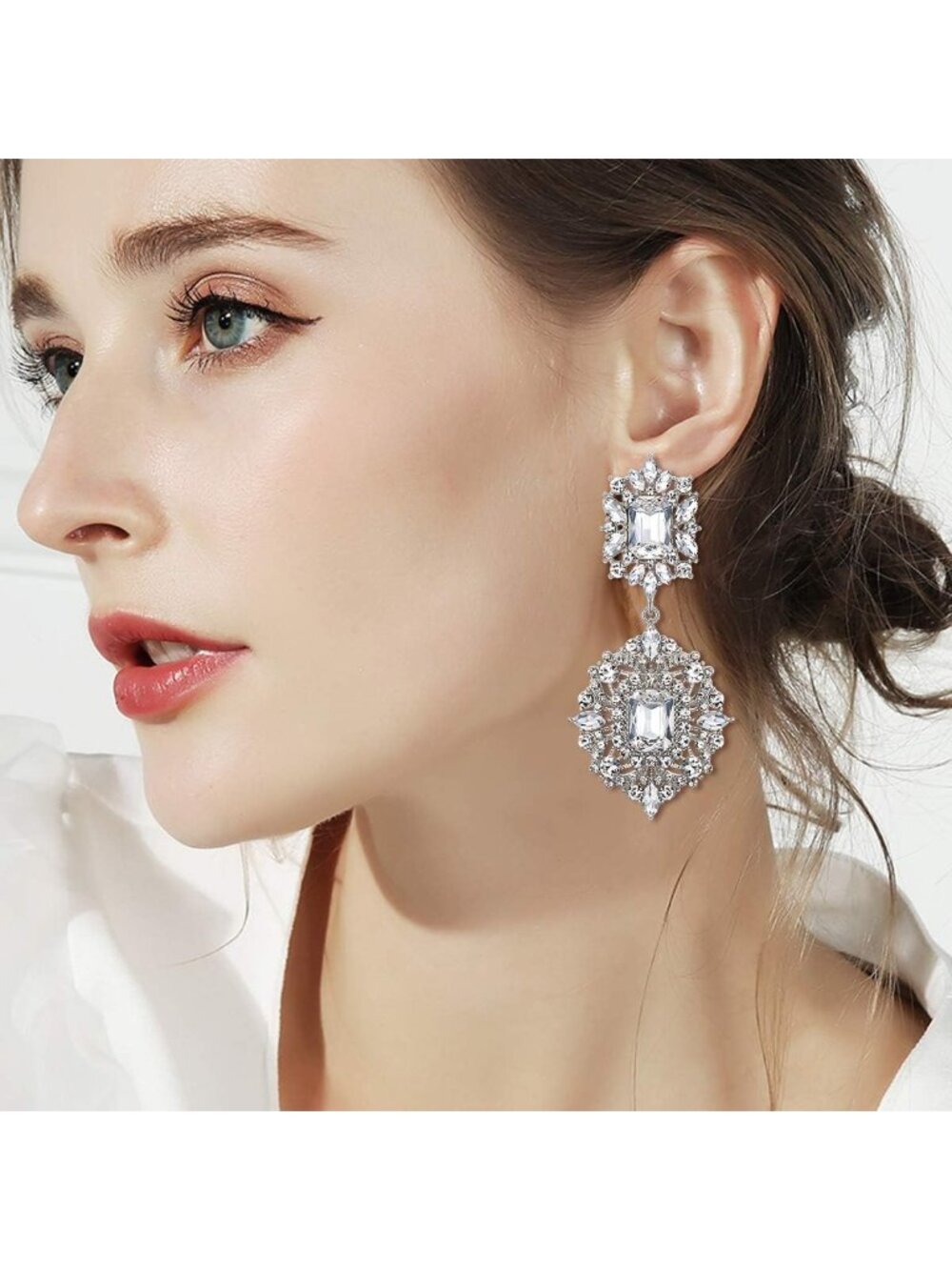 Vintage Art Deco Rhinestone Dangle Chandelier Earrings - Glamorous Clip-on Style - Picture 2 of 6
